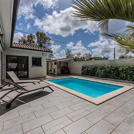 House With Heated Pool Apartment Gujan-Mestras